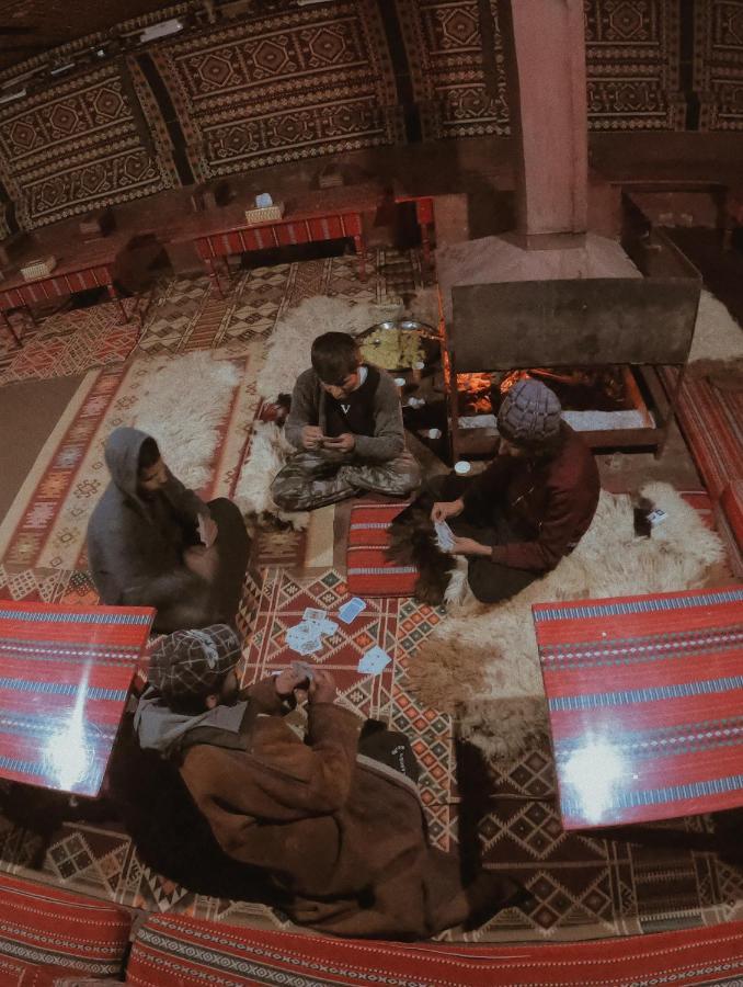 Wadirum Momoo Ram Vadisi Dış mekan fotoğraf