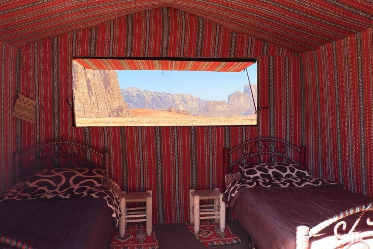 Wadirum Momoo Ram Vadisi Dış mekan fotoğraf