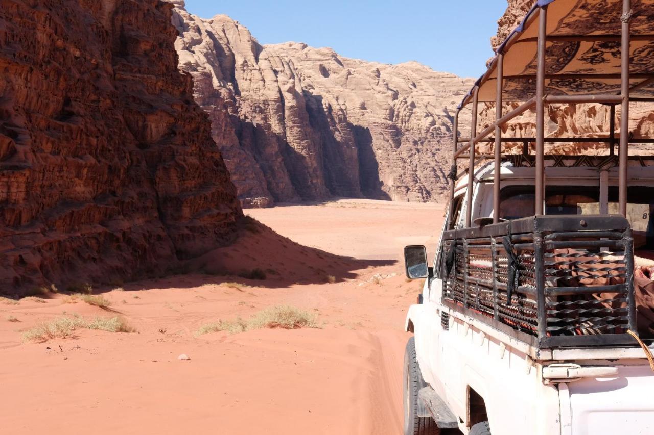 Wadirum Momoo Ram Vadisi Dış mekan fotoğraf