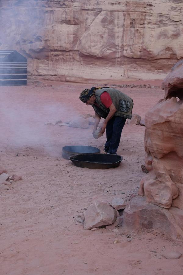 Wadirum Momoo Ram Vadisi Dış mekan fotoğraf