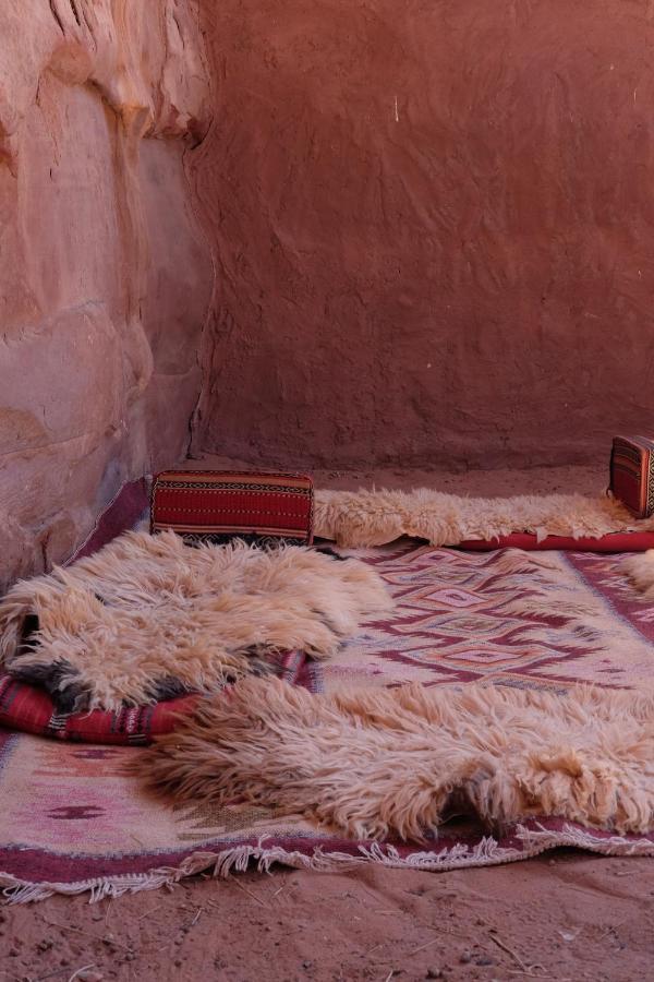 Wadirum Momoo Ram Vadisi Dış mekan fotoğraf