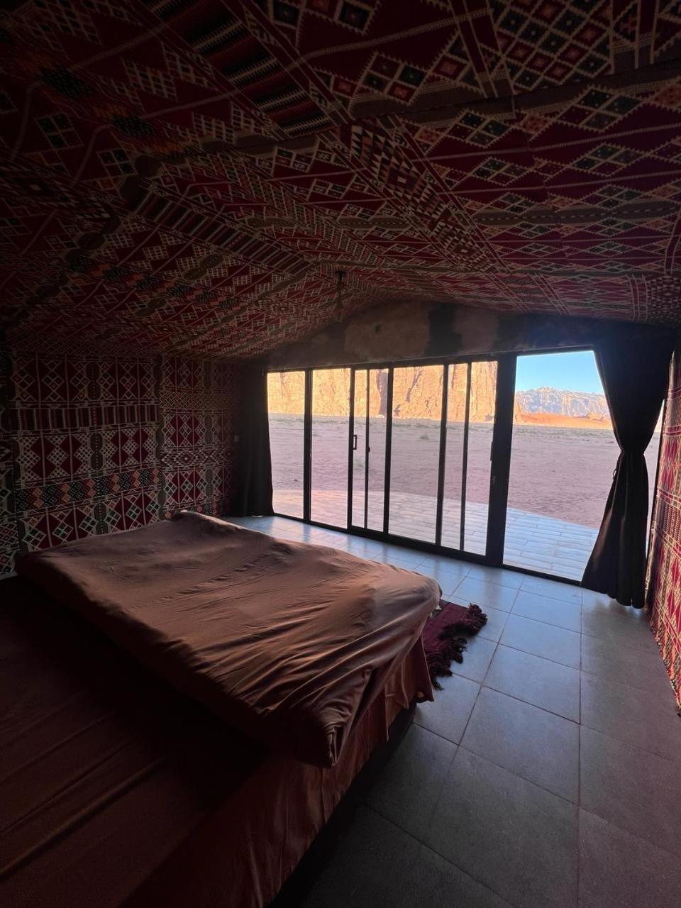 Wadirum Momoo Ram Vadisi Dış mekan fotoğraf